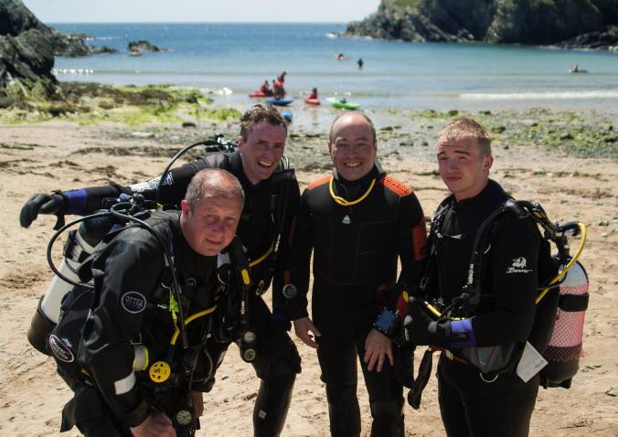 Anglesey Divers, Marting Sampson, Caroline Sampson, learn to dive in Wales, Porth Dafarch Beach, Holyhead, Rosemary E Lunn, Roz Lunn, The Underwater Marketing Company, Anglesey ScubaFest